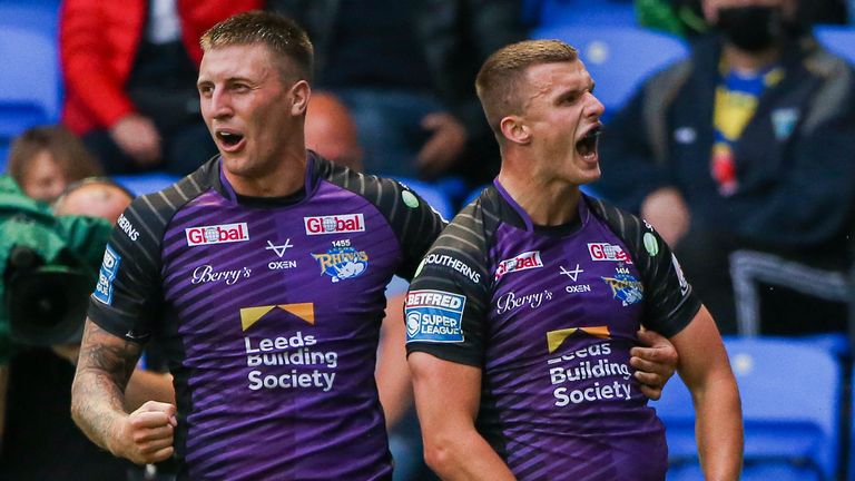 Highlights as Leeds Rhinos held out to secure victory over Warrington Wolves in Monday's Betfred Super League match.