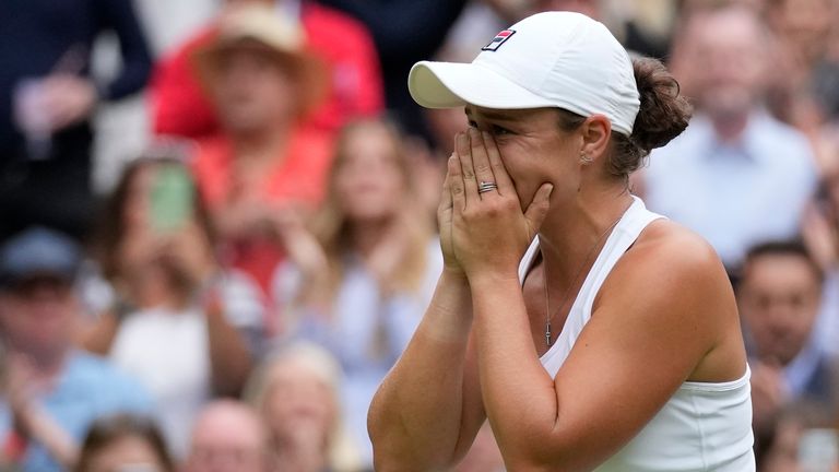 Wimbledon 2021: Ashleigh Barty wins first Wimbledon title ...