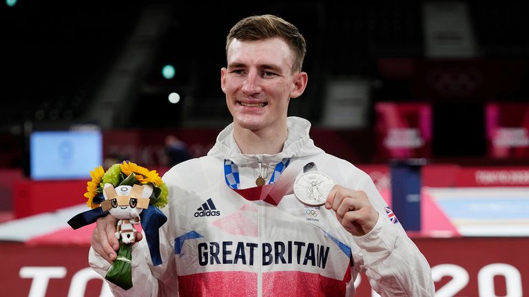 Britain's Bradly Sinden with his silver medal