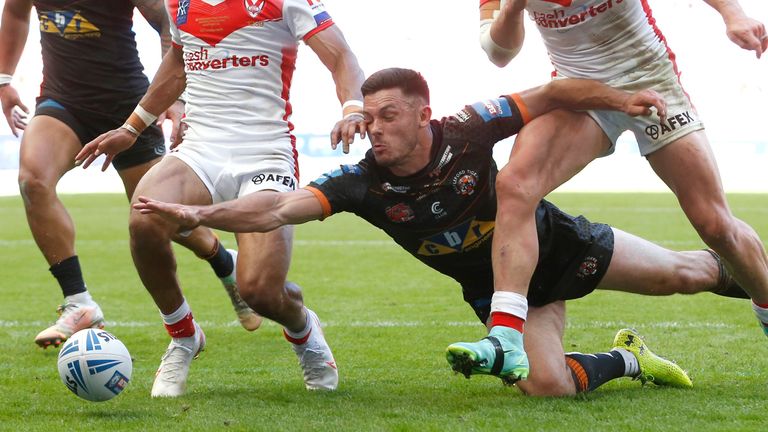 Castleford's Niall Evalds joined the list of players to have won the Lance Todd Trophy despite being on the losing team
