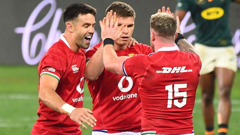 Owen Farrell celebrates his late penalty to put the Lions five points up 