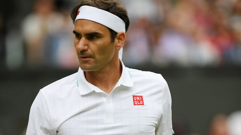 Roger Federer ha sconfitto il britannico Cameron Norrie sul Centre Court per raggiungere il quarto turno di Wimbledon