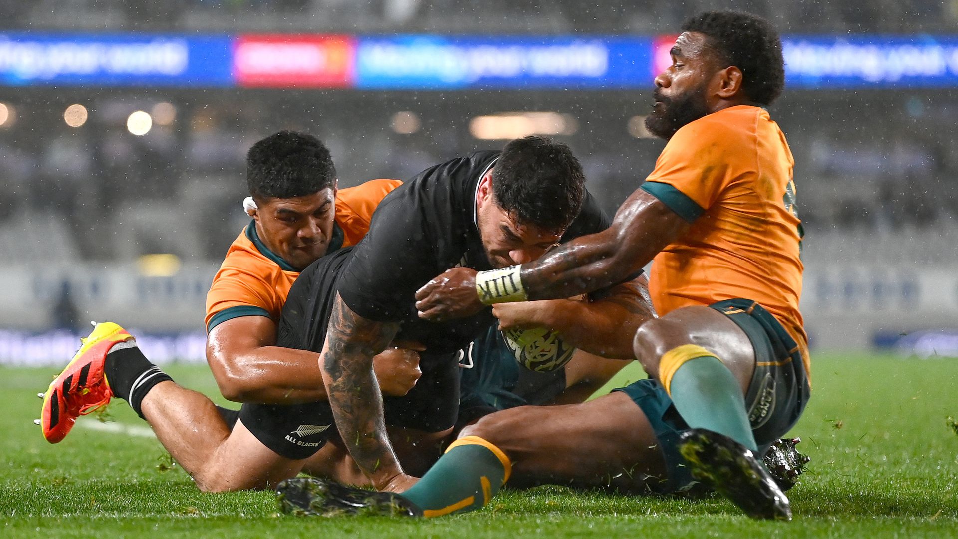 Record score helps All Blacks retain Bledisloe Cup