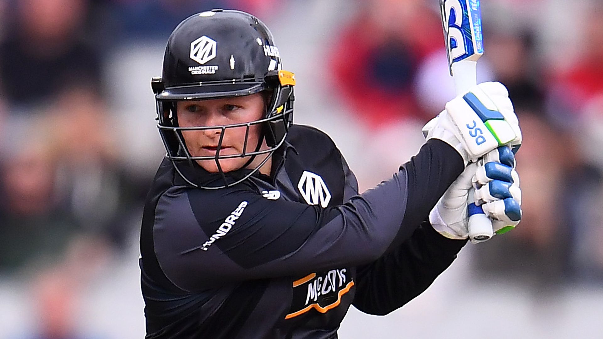 Destructive Lee dents Superchargers' play-off hopes