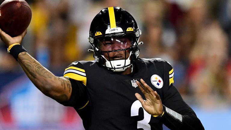Dwayne Haskins made his debut for the Steelers when he went under center against the Cowboys (Getty)