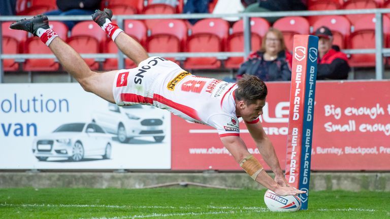 Jack Welsby dived over to give St Helens the lead