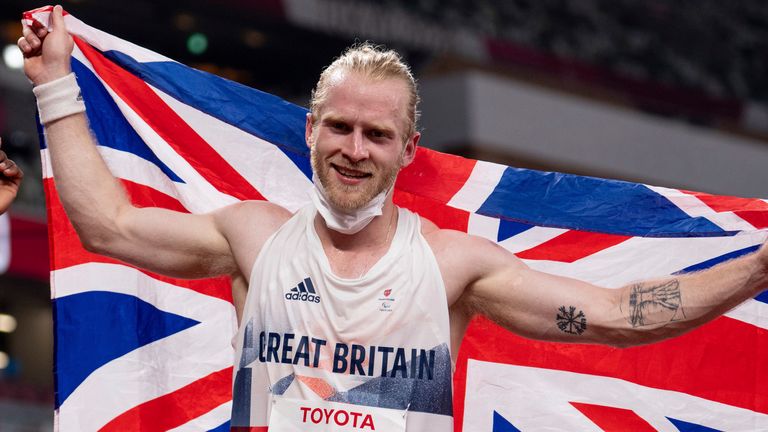 Jonnie Peacock finished joint third in the 100m T64 final in Tokyo