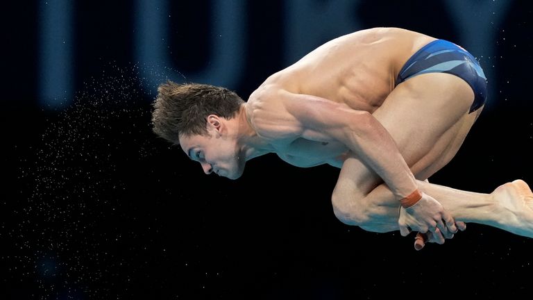 Tokyo 2020 Olympics: Tom Daley wins bronze medal in 10m individual platform |  Olympic News