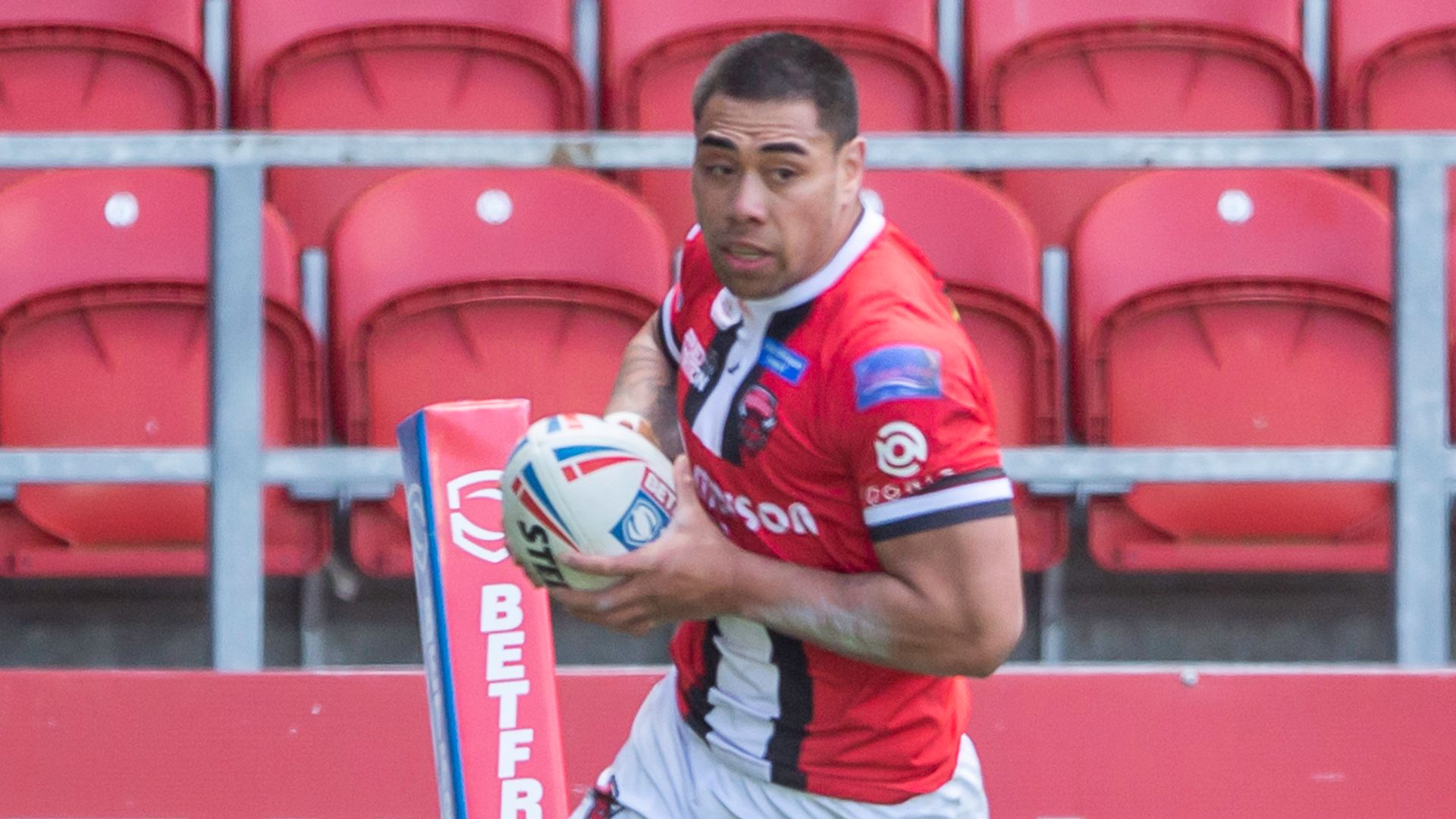 Sio scores as Salford come back to beat St Helens