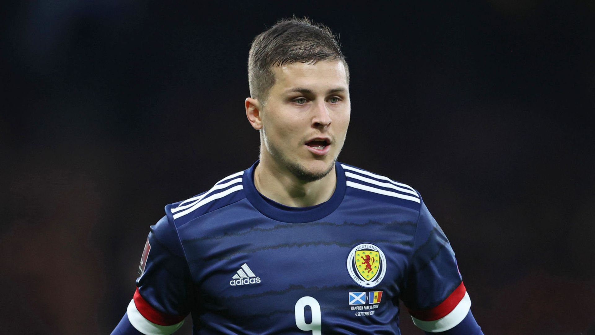 Early Dykes goal sees wasteful Scotland past Moldova