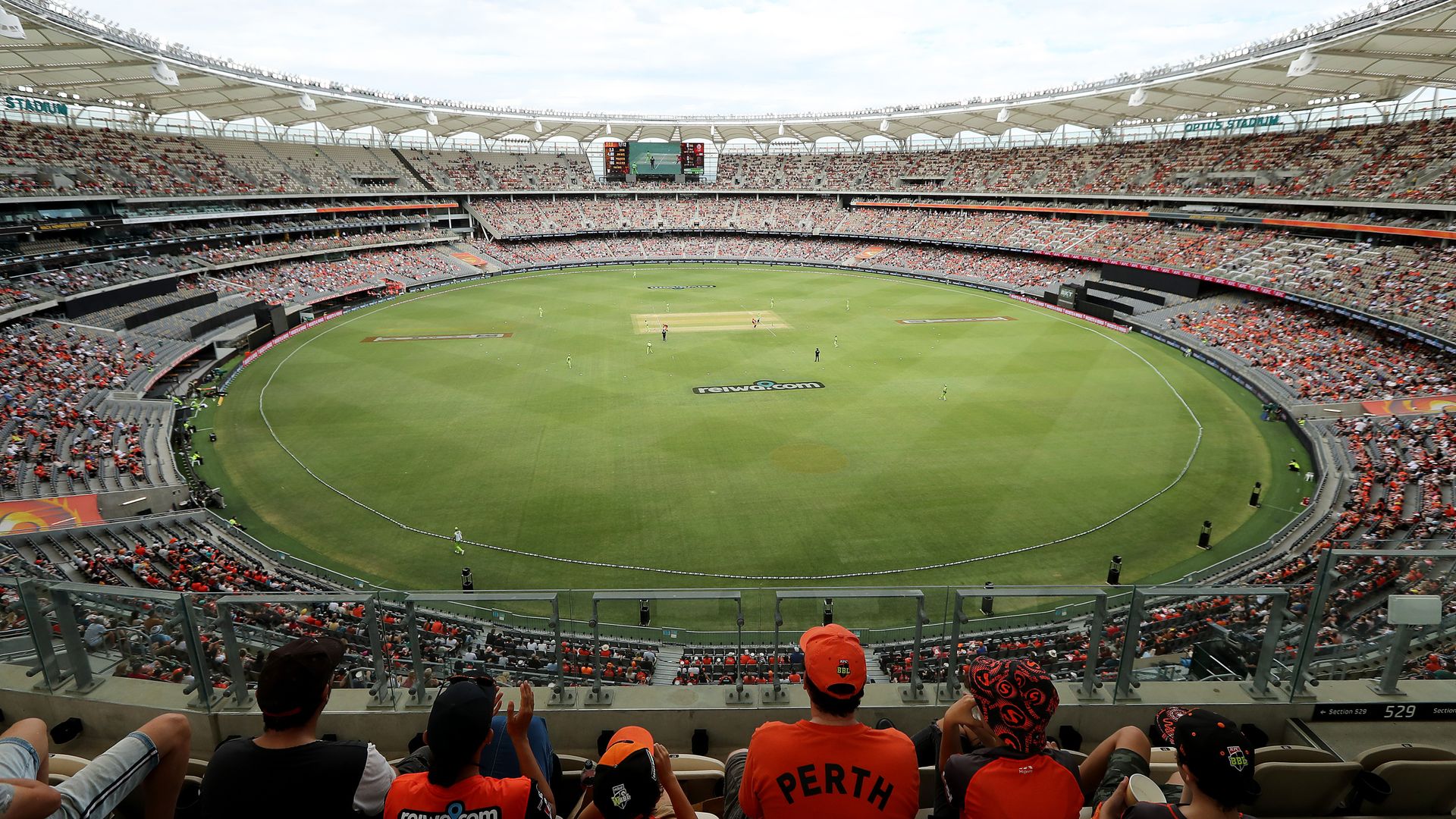 Aus sports minister: Serious questions over Perth Ashes Test
