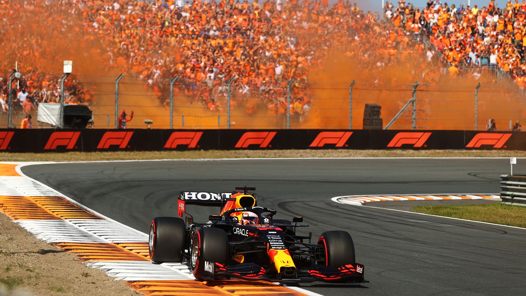 Dutch GP Max Verstappen beats Lewis Hamilton at home Zandvoort race and retakes F1 title lead F1 News