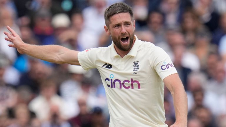 Chris Woakes se bat pour une place dans l'équipe anglaise pour jouer au Gabba à Brisbane