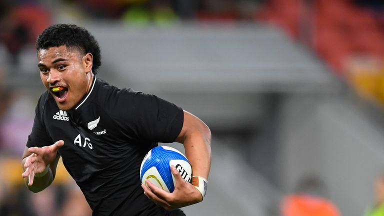 Tupou Vaa'i a inscrit deux essais pour les All Blacks