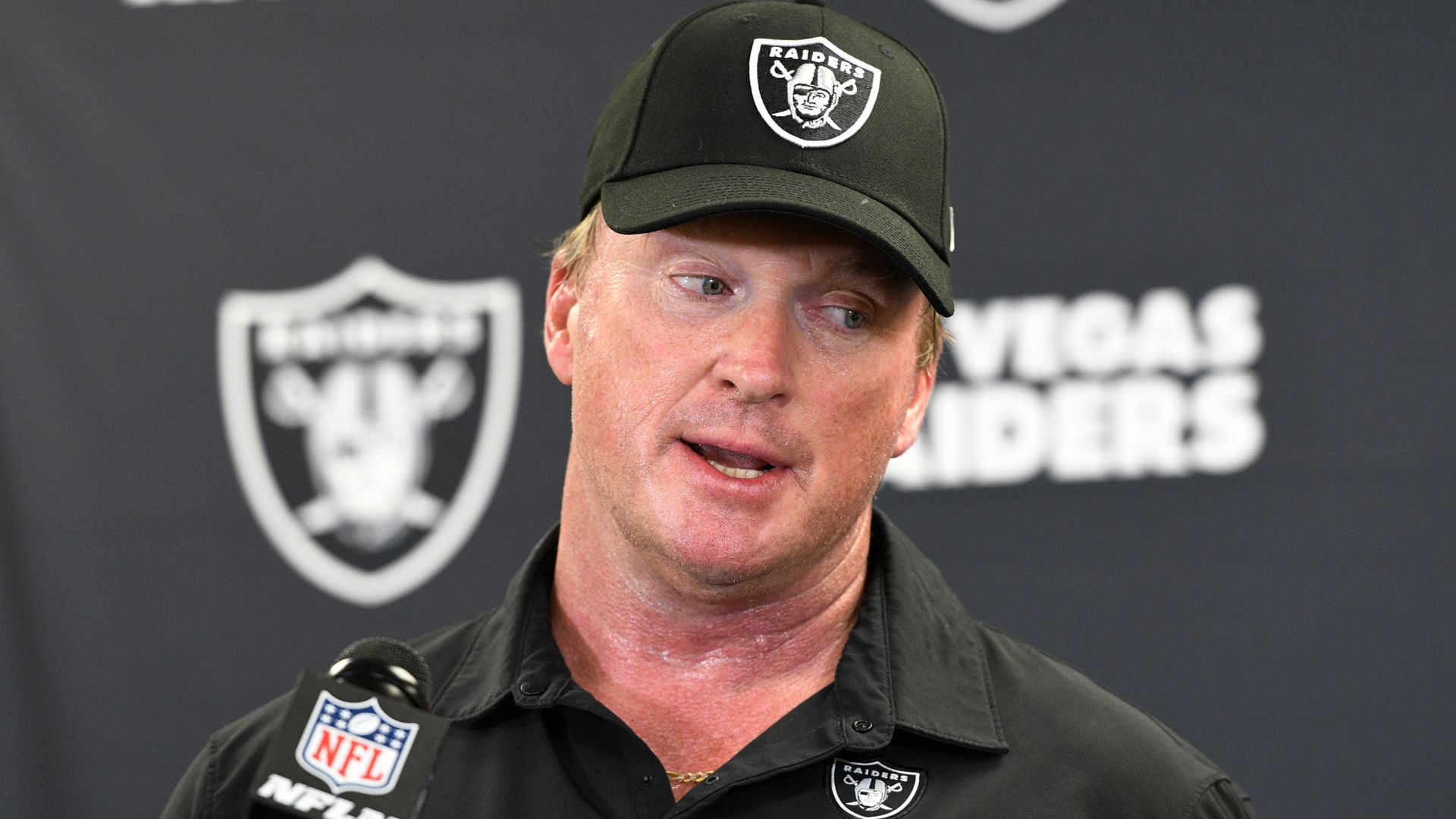 Gruden resigns as Raiders coach after offensive emails revealed