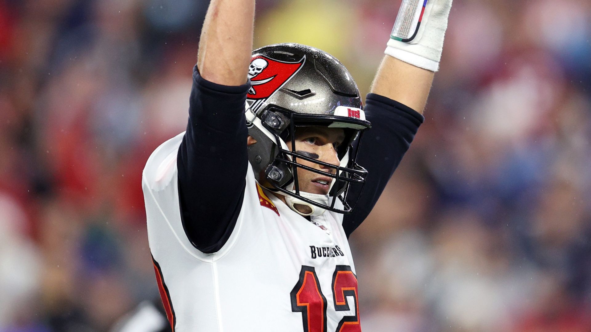 How Tom Brady reacted to record-breaking night