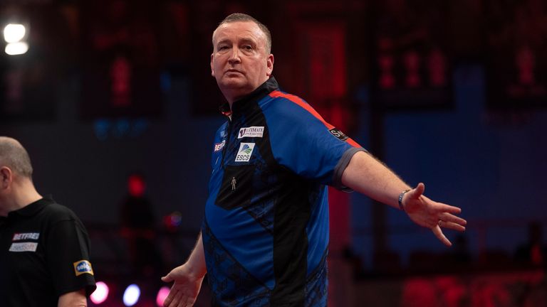 Durrant was in candid mood as he reflected on the toughest 12 months of his darting career