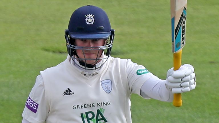 Veteran batter Sam Northeast has joined Glamorgan on a three-year contract