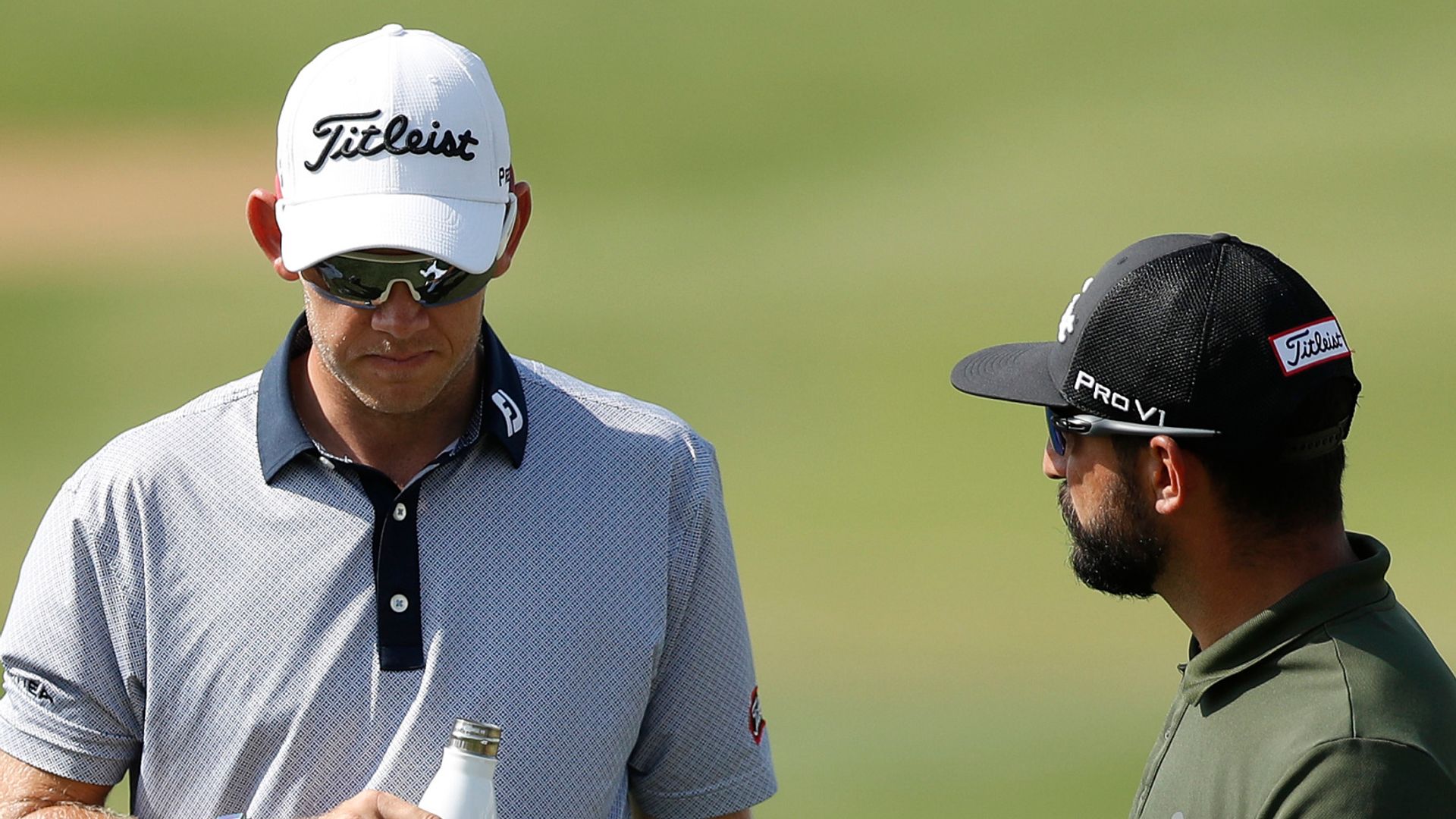 Laporta and Hansen share Dubai lead