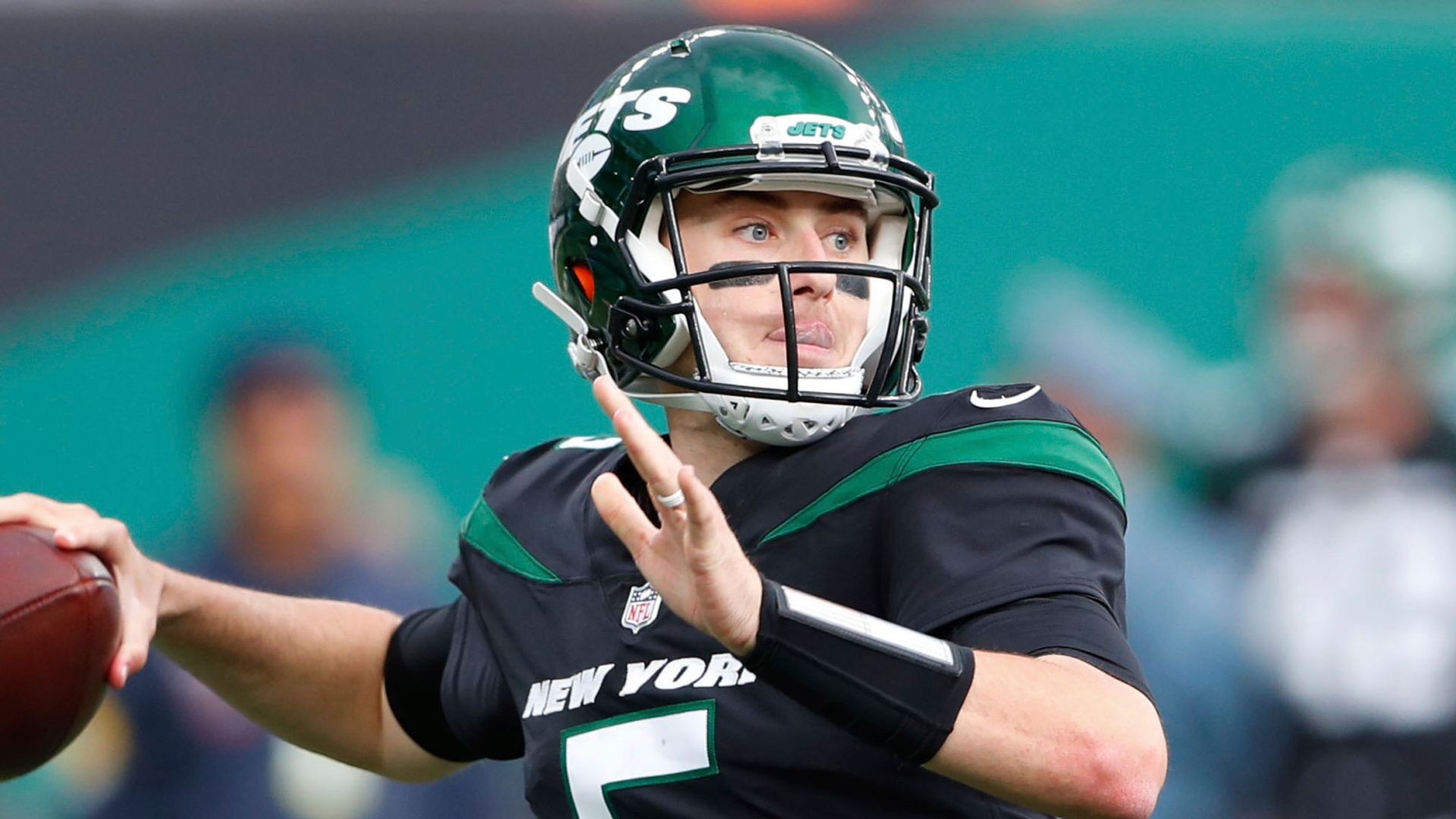 NFL Week Eight best bits: Magic Mike White