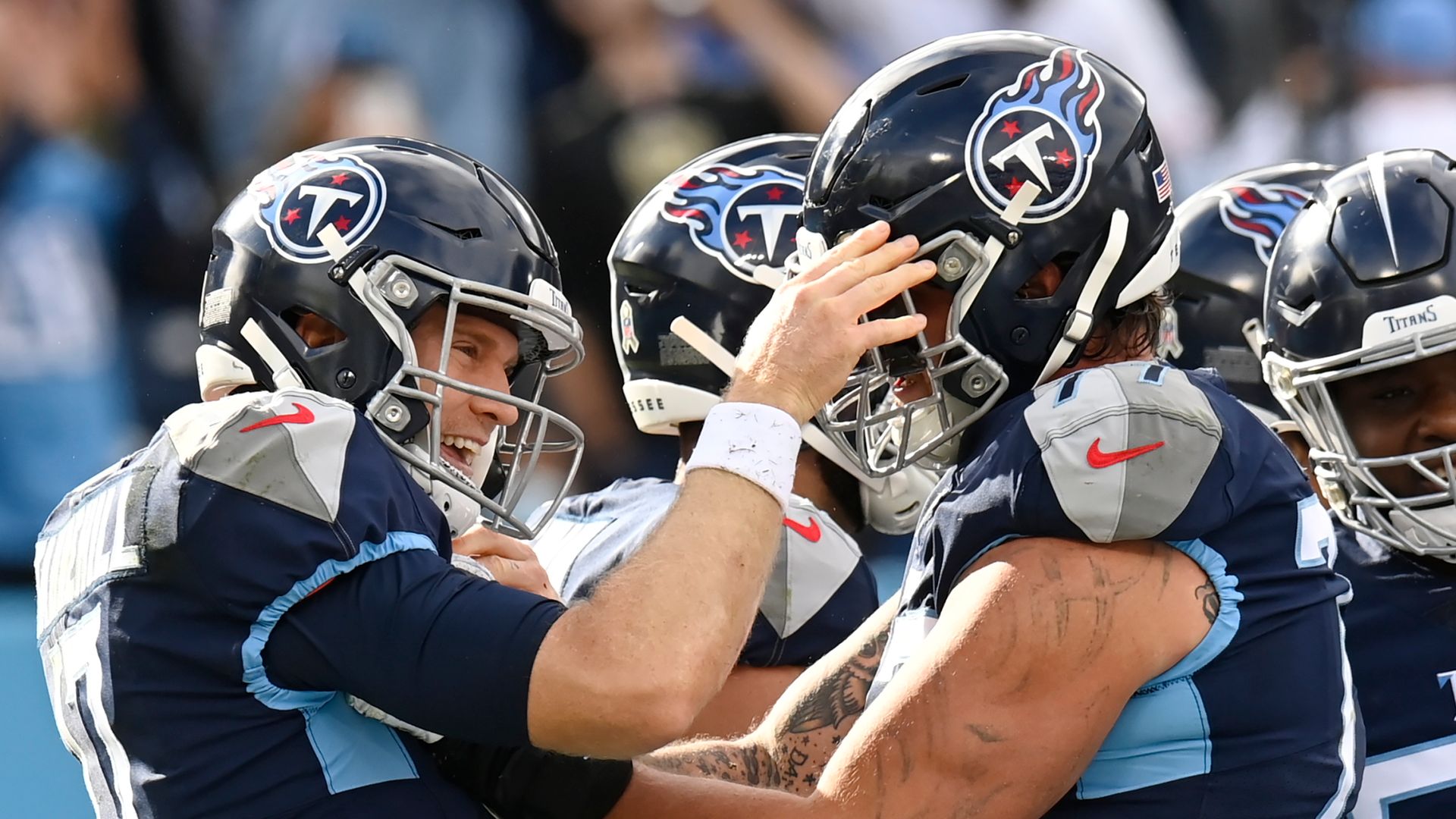 Titans hold on against Saints for sixth straight win