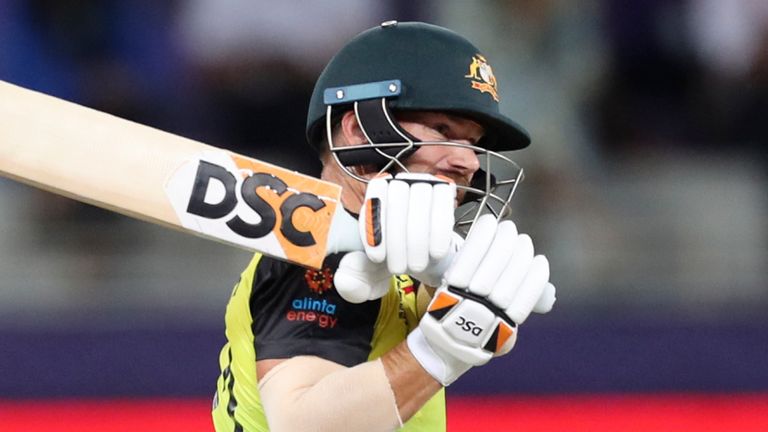 L'ouvreur australien David Warner a frappé 49 balles sur 30 contre le Pakistan