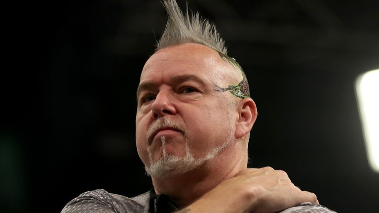 Peter Wright advanced is through to the quarter-finals
