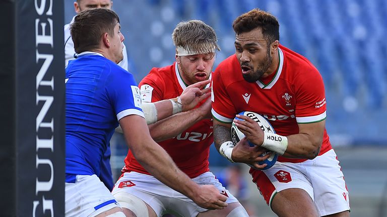Uilisi Halaholo fait son premier départ cet automne pour le Pays de Galles