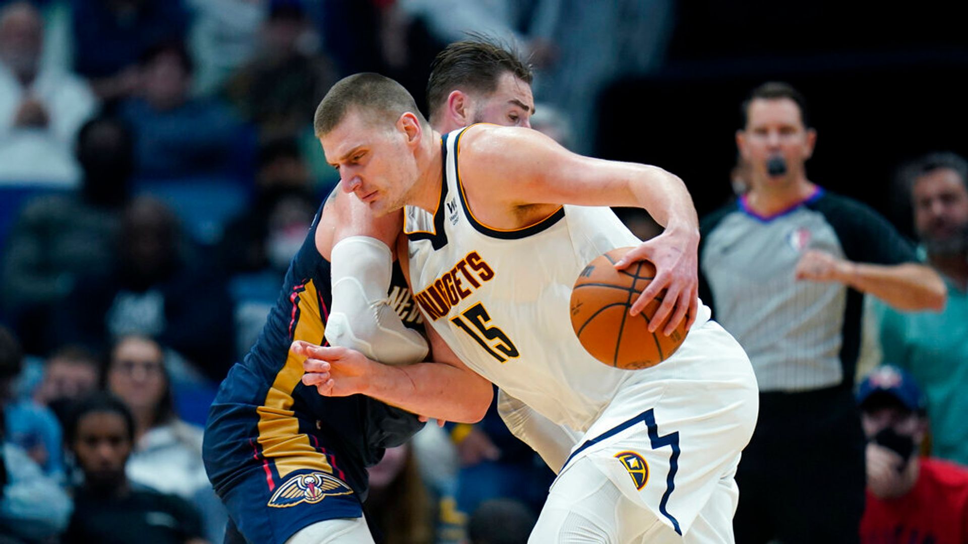 Jokic's 39-pt triple-double guides Nuggets past Pelicans in OT