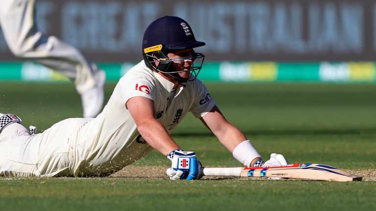 Înainte de primul test al Angliei împotriva Noii Zeelande, fostul jucător de cricket al Angliei Mark Butcher a spus că cea mai mare provocare a lui Ollie Pope a fost propria sa lovitura de cap.