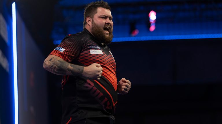 Smith reached his third quarter-final at the PDC World Championship