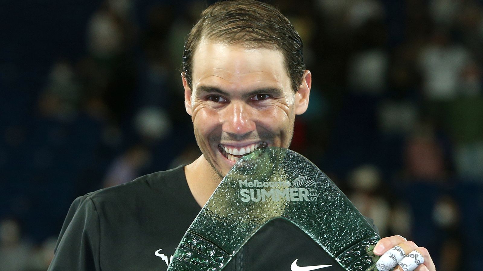 Rafaelis Nadalis ruošiasi „Australian Open“ čempionatui Melburno vasaros grupėje |  teniso naujienos