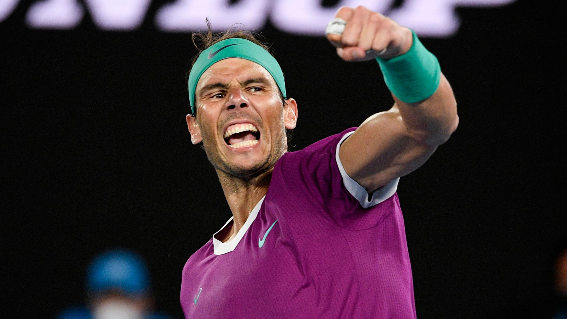 Nadal powers through; Zverev & Berrettini join him in fourth round