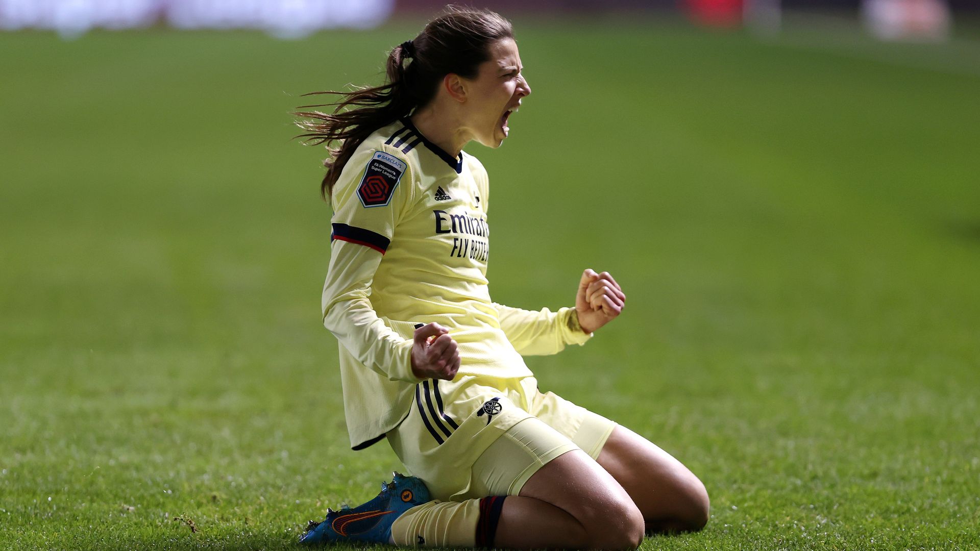 WSL: Heath rescues late point for Arsenal at Man City