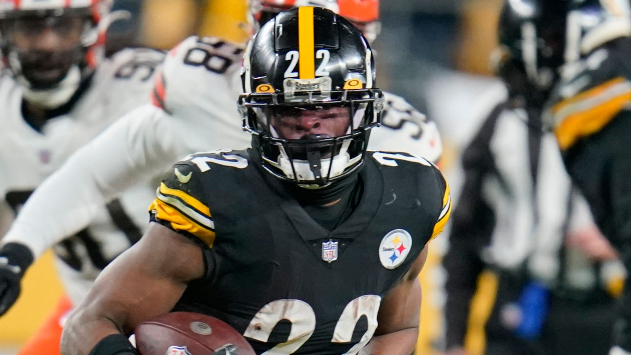 Steelers' Harris Seeks To Help Roethlisberger Reach Playoffs - CBS