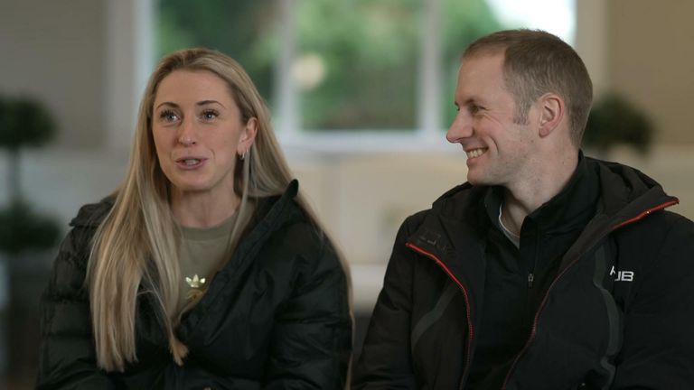 Les cyclistes olympiques Jason et Laura Kenny ont évoqué leurs honneurs. 