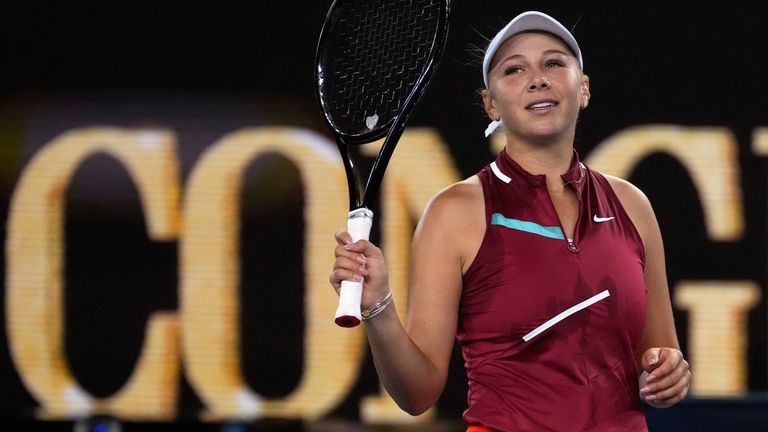 Anisimova reached the French Open semi-finals as a 17-year-old but had struggled since the death of her father and coach Konstantin later in 2019. She has been working with Darren Cahill, who was the long-time coach of Simona Halep