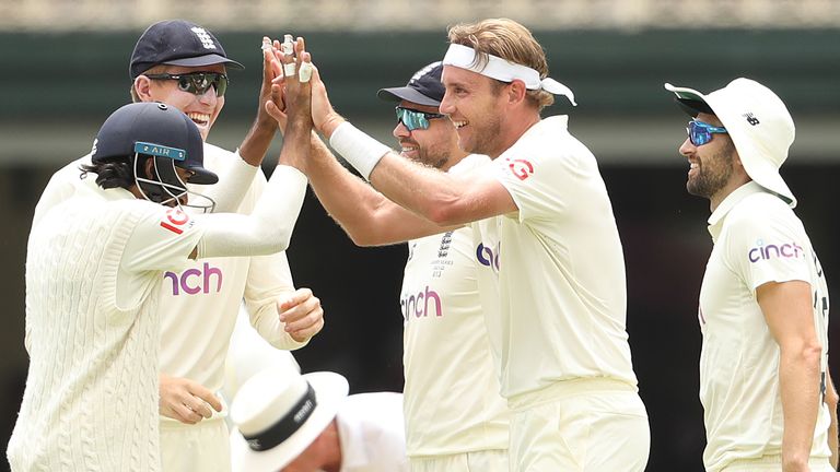 Stuart Broad est désormais deuxième sur la liste des preneurs de guichet Ashes de tous les temps en Angleterre