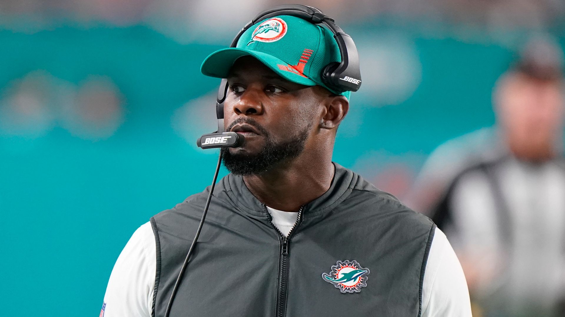 Flores: Race a factor in my firing from Dolphins