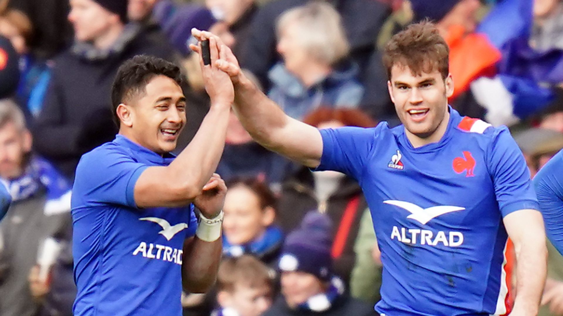 France march on with bonus-point win over Scotland