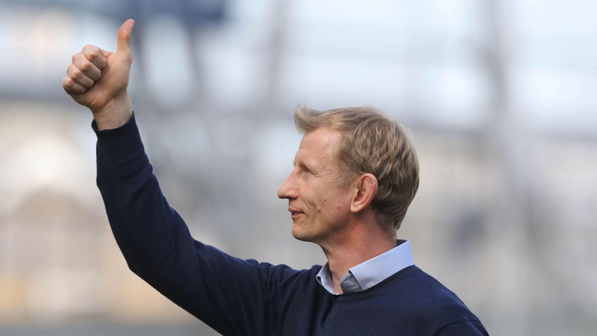 Leinster coach Cullen extends contract