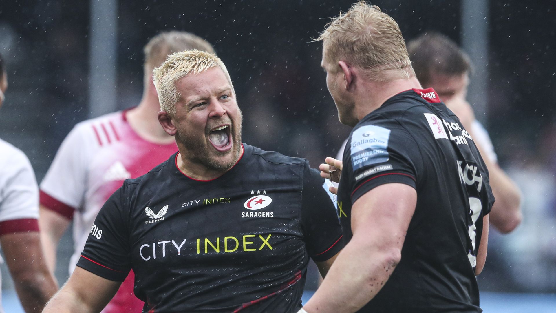 Saracens battle to victory over Harlequins