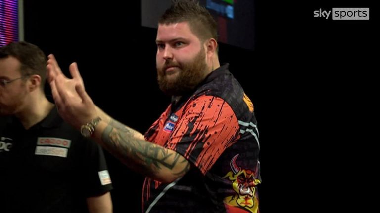 Michael Smith's 150 checkout was outstanding he struggled with his scoring against Peter Wright and didn't hit a 180 during the match