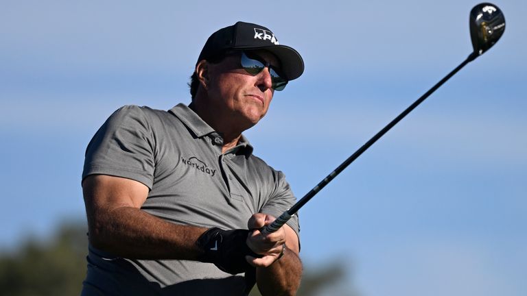 Phil Mickelson dit qu'il fait une pause dans le golf "Être l'homme que je veux être"