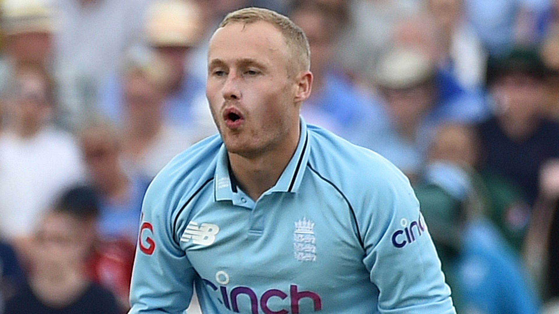 Time for Parkinson as England seek dash of magic?