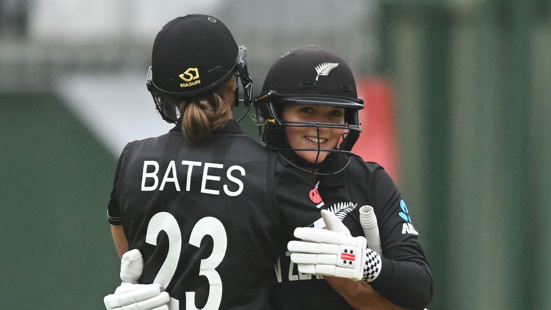 New Zealand off the mark with big win over Bangladesh