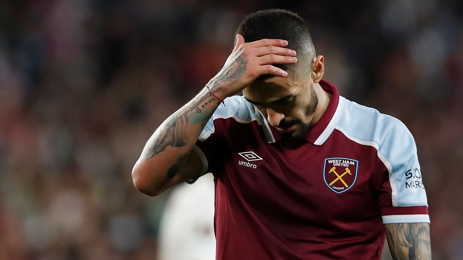 West Ham's Lanzini unharmed in car crash