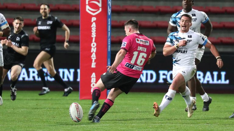Harry Smith seals the win for Wigan with a late drop goal