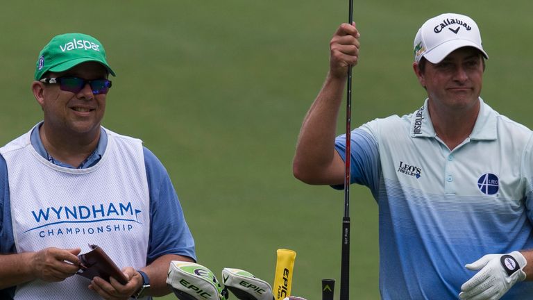 Montoya (left) has caddied for Brian Stuard since 2016