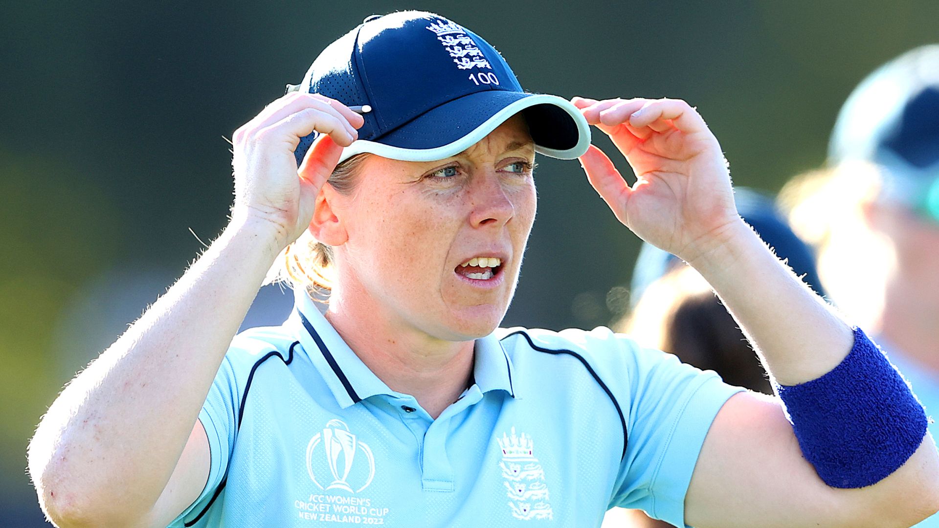 'England can learn from ruthless Australia' | Healy innings 'ridiculous'